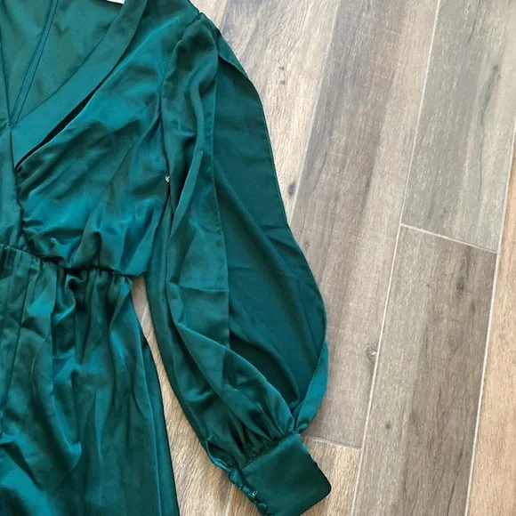 Mac Duggal Faux Wrap Long Sleeve Gown Dress Emerald Green Size 8 - Picture 7 of 11